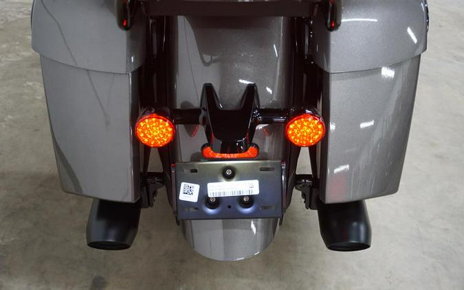 2025 Indian Motorcycle® Roadmaster® Dark Horse® w/Powerband Audio Heavy Metal