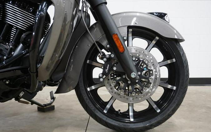 2025 Indian Motorcycle® Roadmaster® Dark Horse® w/Powerband Audio Heavy Metal