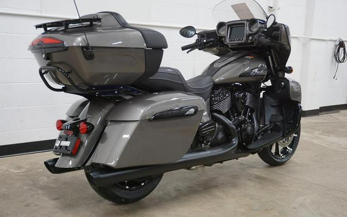 2025 Indian Motorcycle® Roadmaster® Dark Horse® w/Powerband Audio Heavy Metal