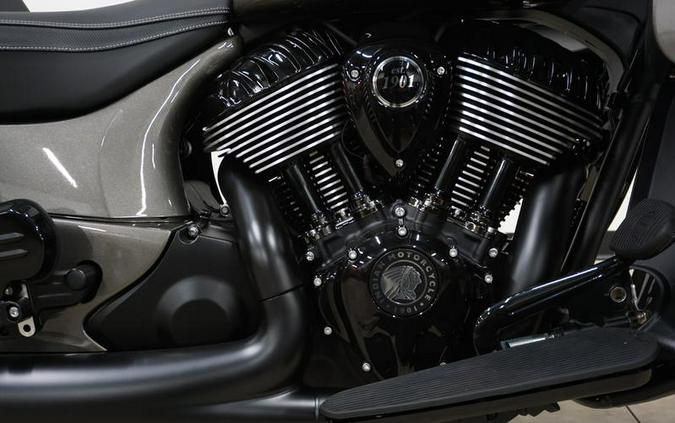 2025 Indian Motorcycle® Roadmaster® Dark Horse® w/Powerband Audio Heavy Metal
