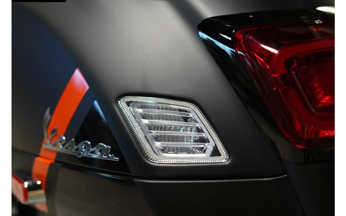 2023 Vespa GTS 300 HPE SUPERSPORT