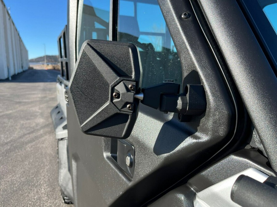 2019 Can-Am Defender XT™ CAB HD10