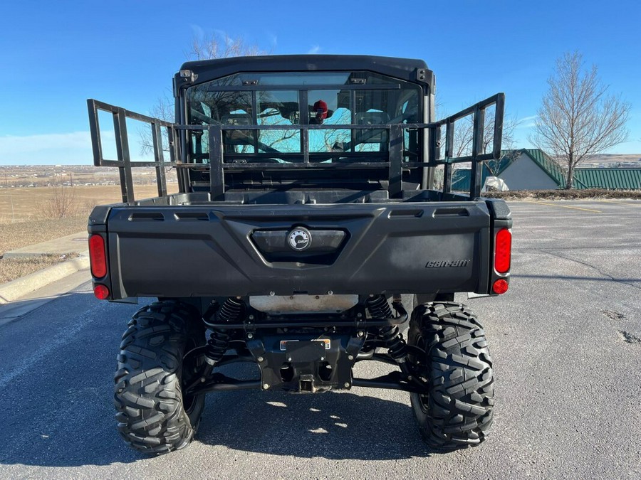 2019 Can-Am Defender XT™ CAB HD10