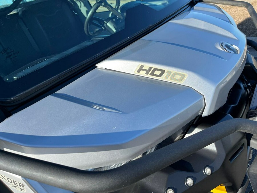 2019 Can-Am Defender XT™ CAB HD10