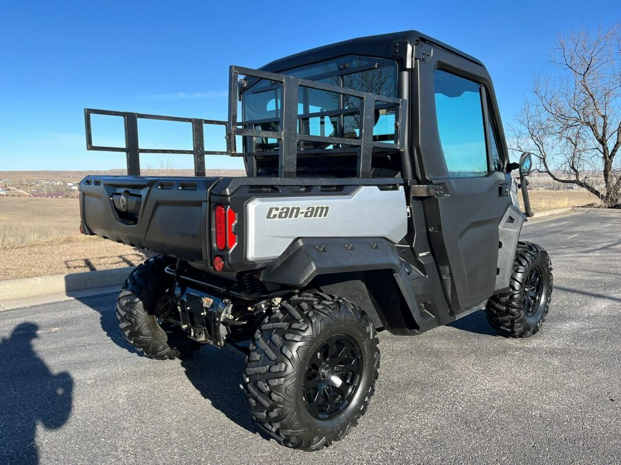 2019 Can-Am Defender XT™ CAB HD10