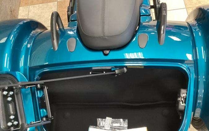 2026 Harley-Davidson® Road Glide 3 Teal Thunder