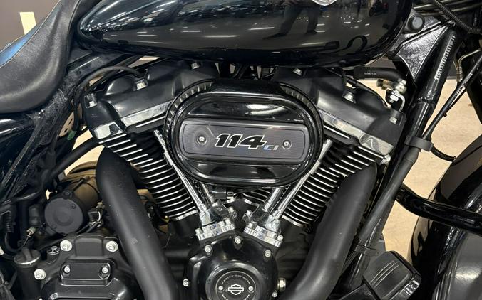 2021 Harley-Davidson® Street Glide® Special Vivid Black - Black Finish