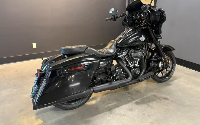 2021 Harley-Davidson® Street Glide® Special Vivid Black - Black Finish