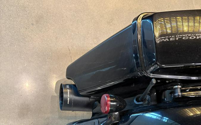 2021 Harley-Davidson® Street Glide® Special Vivid Black - Black Finish