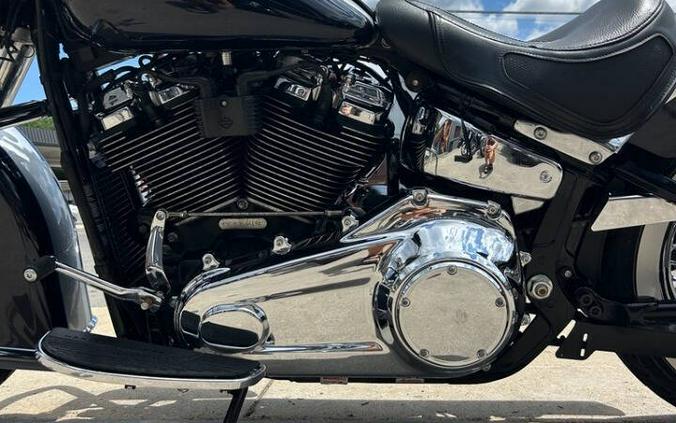 2019 Harley-Davidson Deluxe FLDE