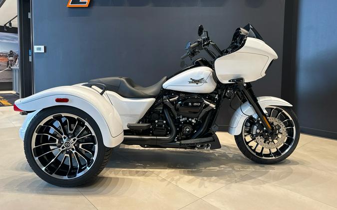 2025 Harley-Davidson Road Glide® 3