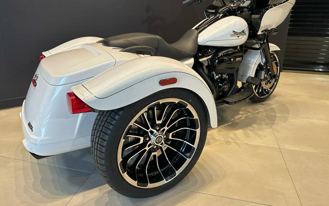 2025 Harley-Davidson Road Glide® 3