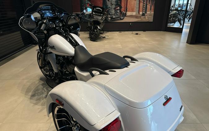 2025 Harley-Davidson Road Glide® 3