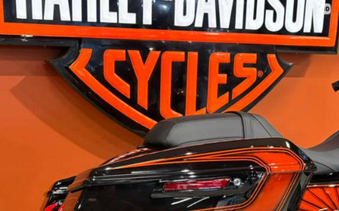 2025 Harley-Davidson® FLHX - Street Glide®