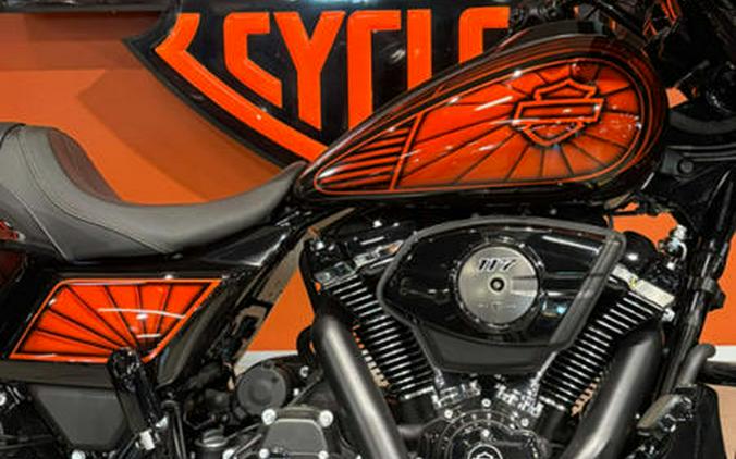 2025 Harley-Davidson® FLHX - Street Glide®