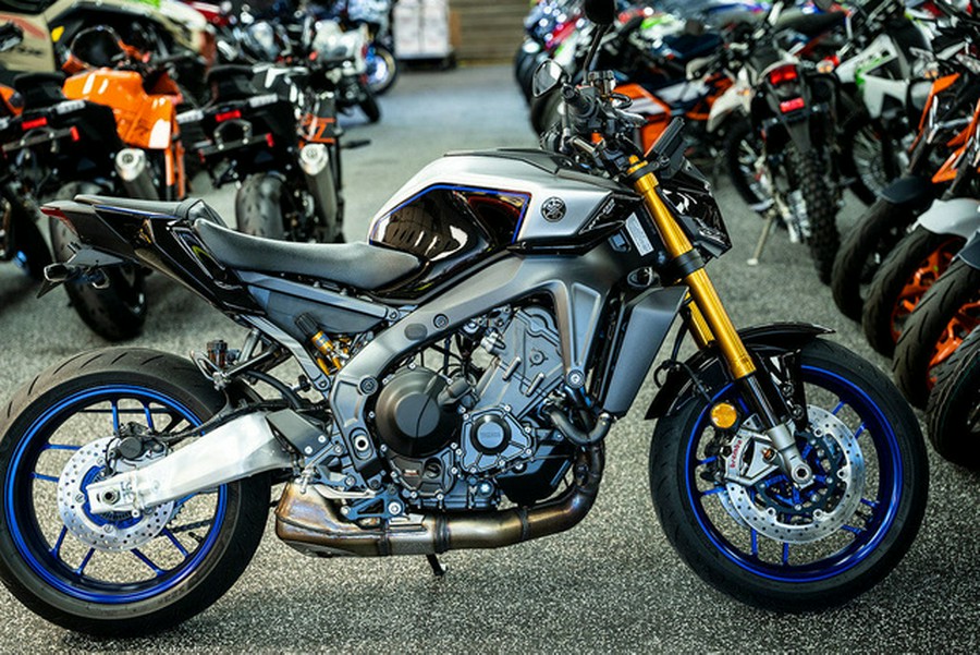 2025 Yamaha MT 09 SP