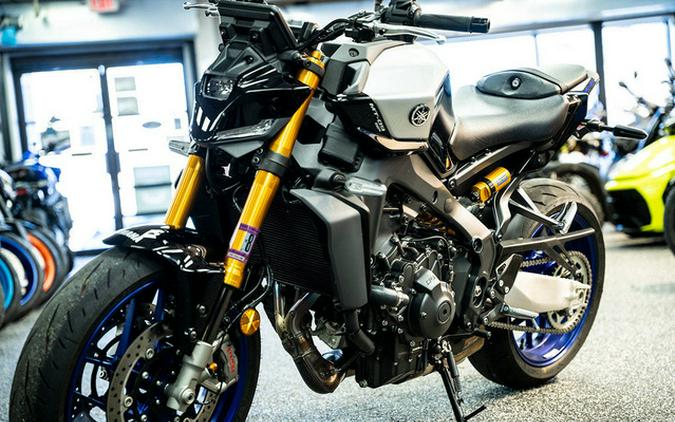 2025 Yamaha MT 09 SP