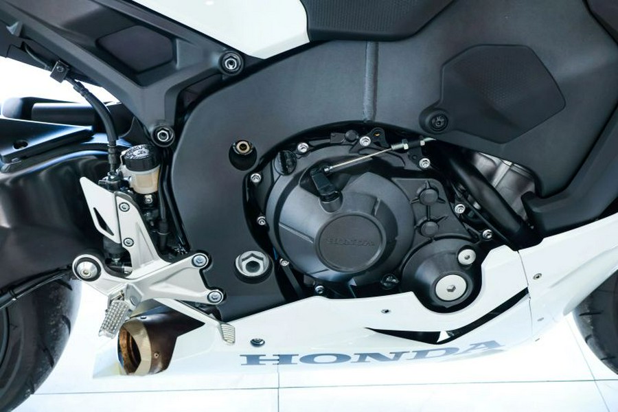 2025 Honda CBR1000RA (ABS)