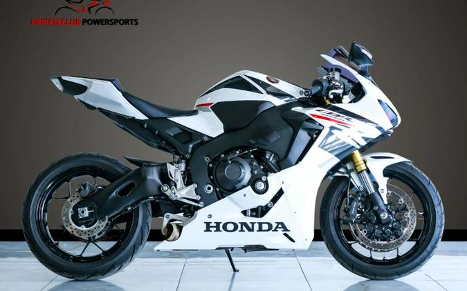 2025 Honda CBR1000RA (ABS)