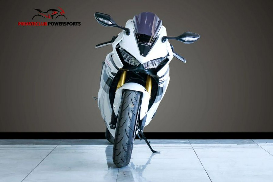 2025 Honda CBR1000RA (ABS)