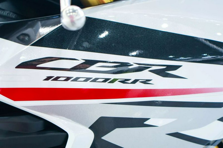 2025 Honda CBR1000RA (ABS)