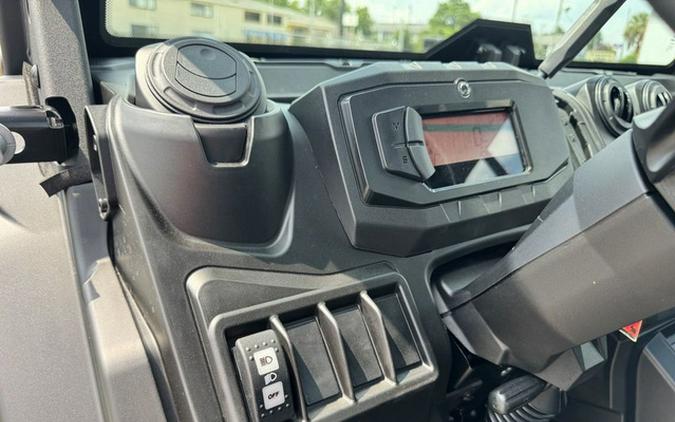 2026 Can-Am Defender DPS CAB HD10