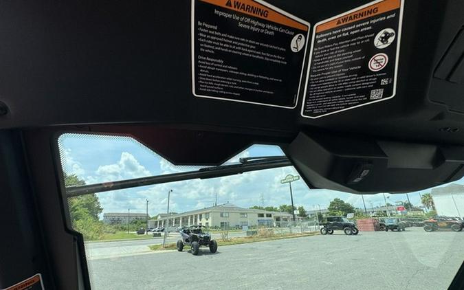 2026 Can-Am Defender DPS CAB HD10