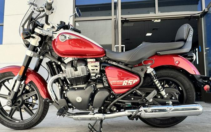 2024 Royal Enfield Super Meteor 650 Celestial Red