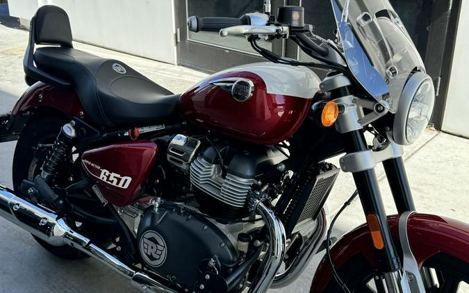 2024 Royal Enfield Super Meteor 650 Celestial Red