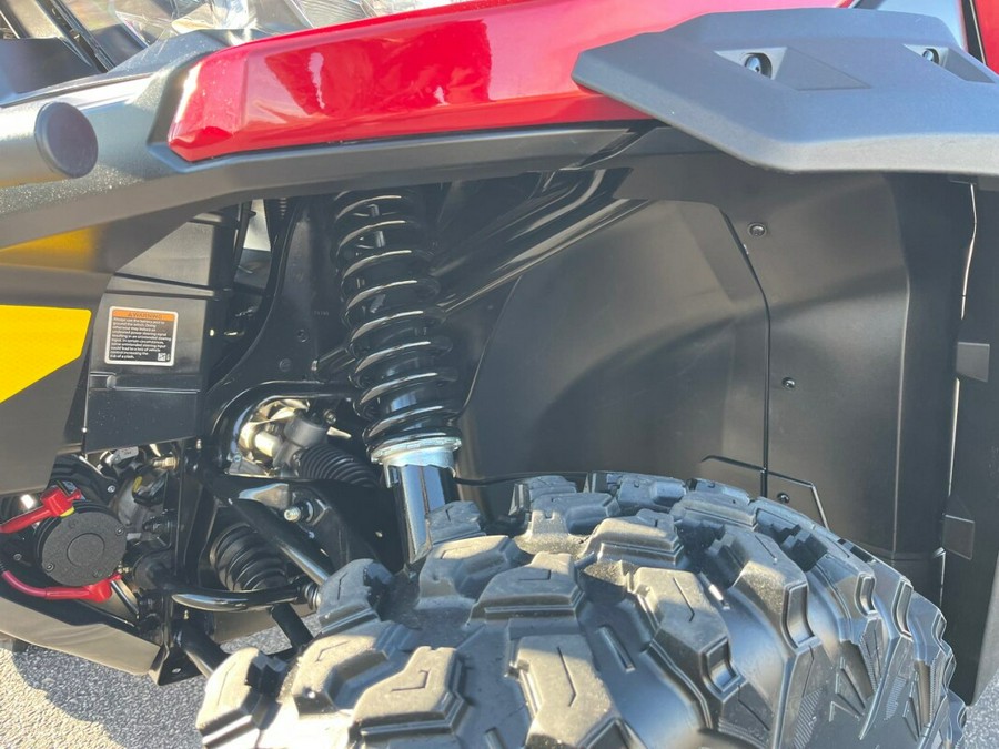 2024 Can-Am Defender 6X6 Limited HD10