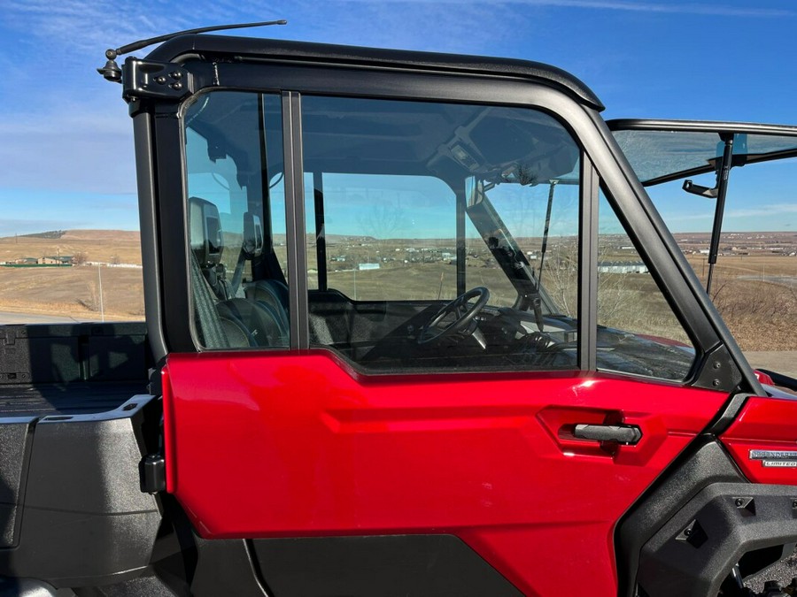 2024 Can-Am Defender 6X6 Limited HD10