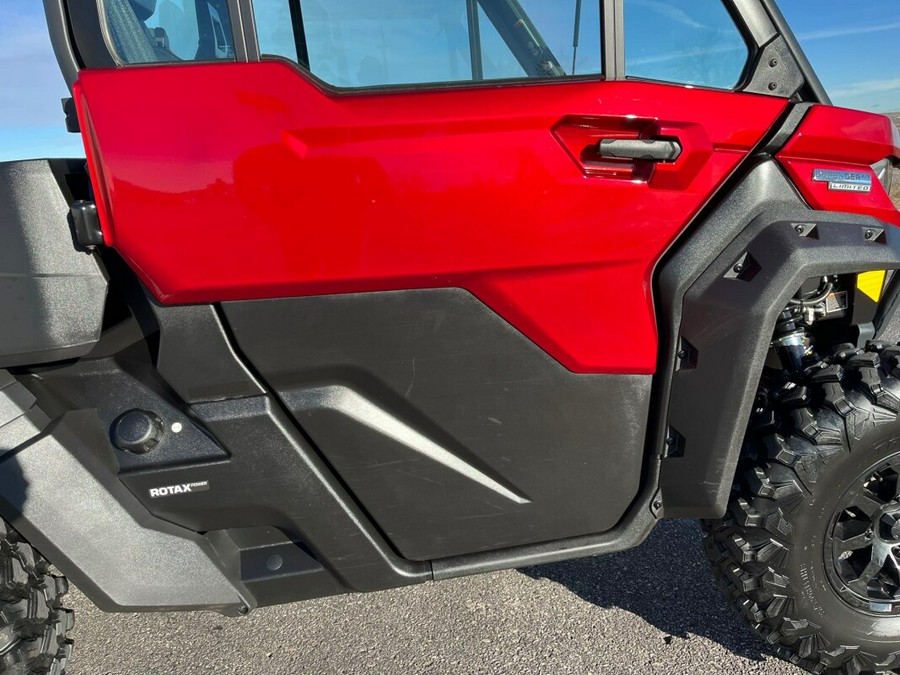 2024 Can-Am Defender 6X6 Limited HD10