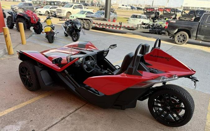 2026 Polaris Slingshot® S Manual