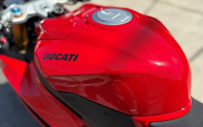 2025 Ducati Panigale V2 S
