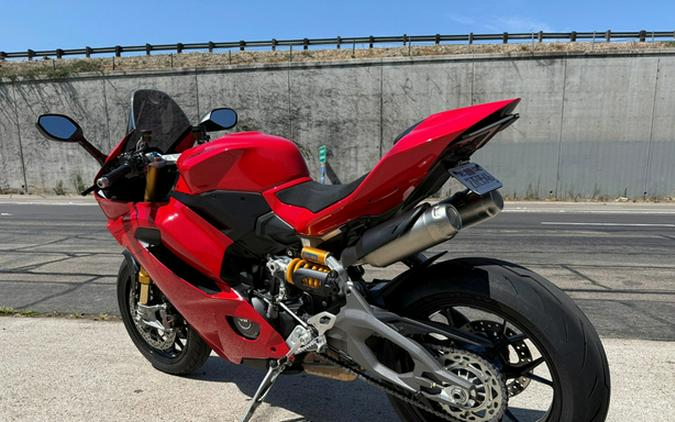 2025 Ducati Panigale V2 S
