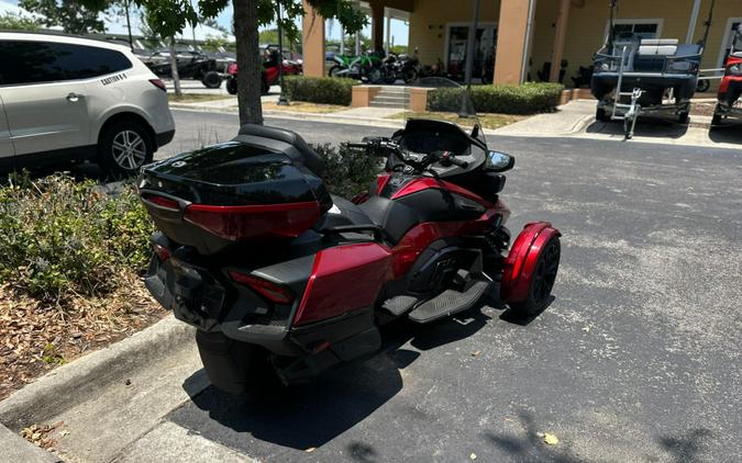 2021 Can-Am® Spyder® RT Limited Dark