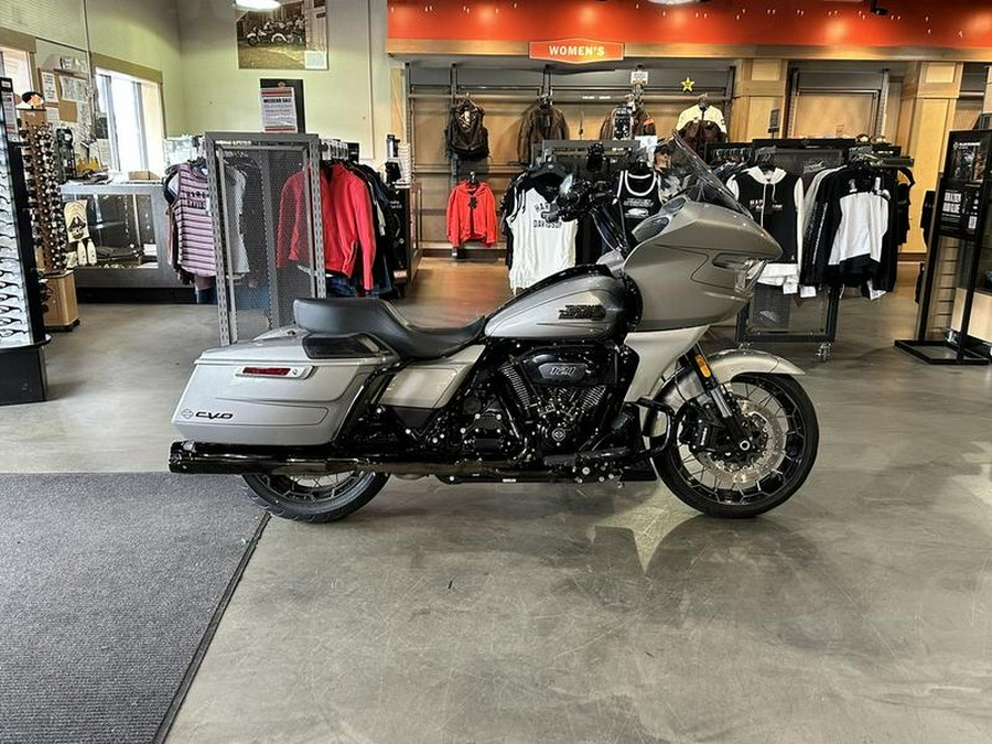 2023 Harley-Davidson® FLTRXSE - CVO™ Road Glide®