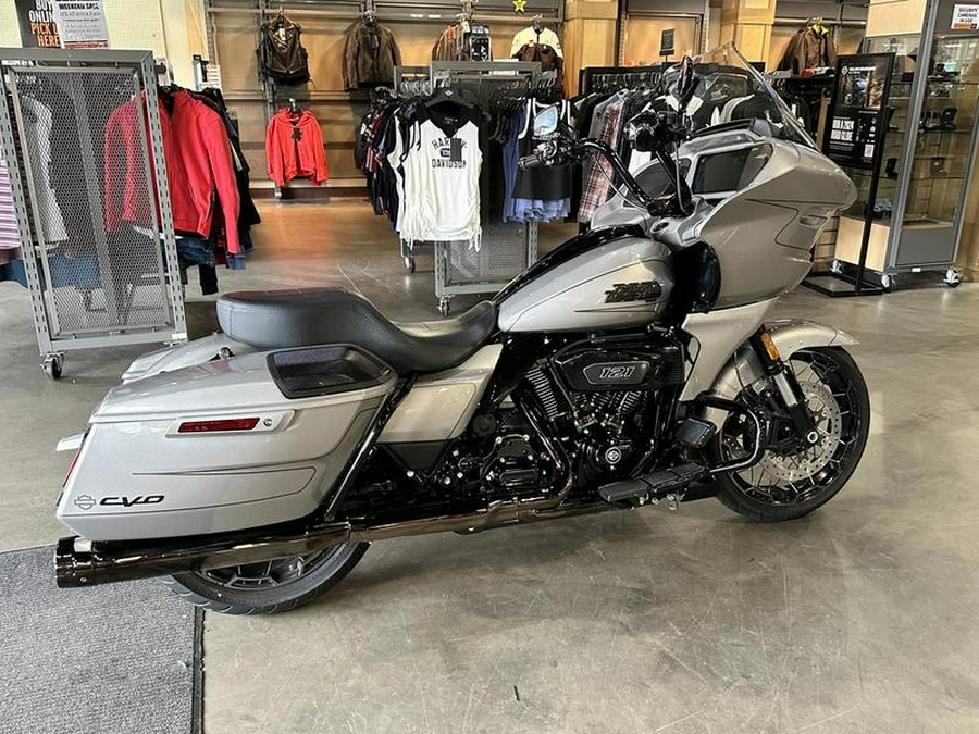 2023 Harley-Davidson® FLTRXSE - CVO™ Road Glide®