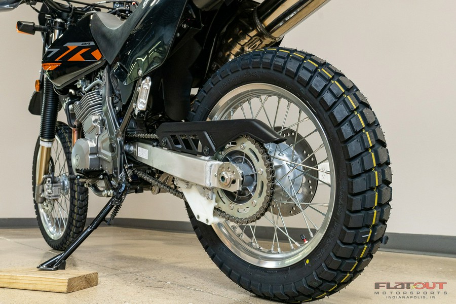 2026 DR650S - Suzuki