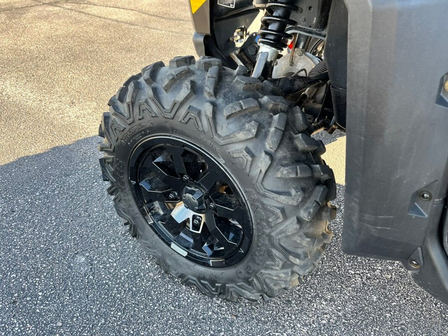 2022 Can-Am Defender Max DPS HD10