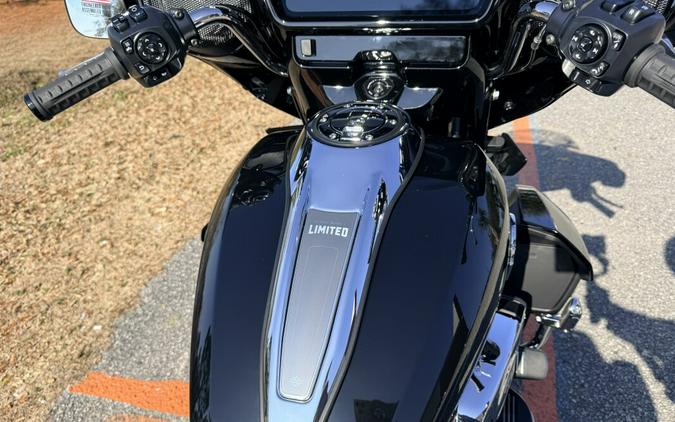 2026 Harley-Davidson® Street Glide 3 Limited FLHLT