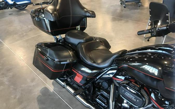 2018 Harley-Davidson® FLTRXSE - CVO™ Road Glide®