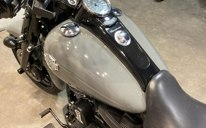 2019 Harley-Davidson® FLRT - Freewheeler®