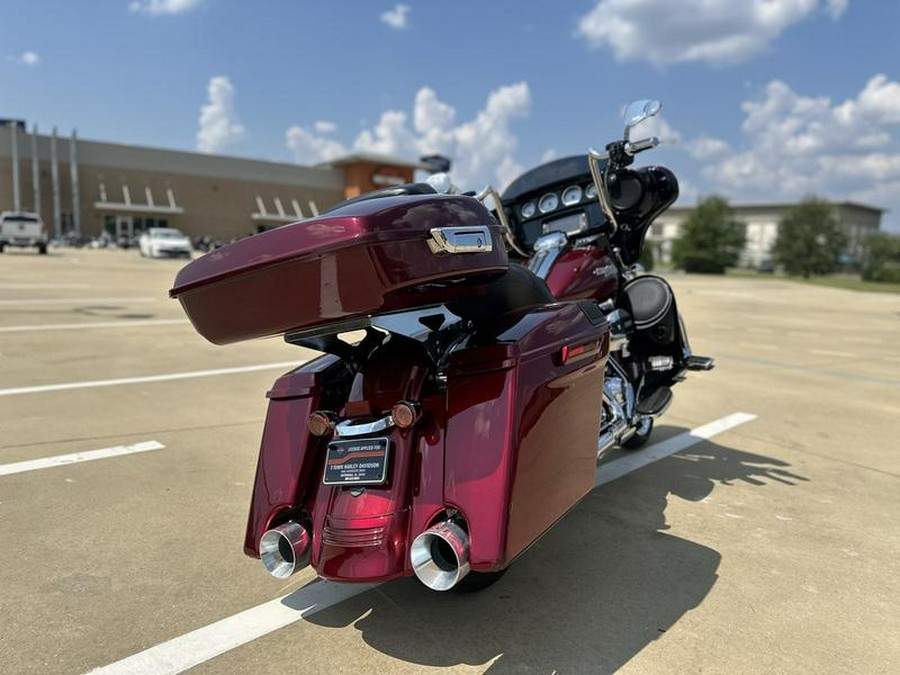 2017 Harley-Davidson® FLHXS - Street Glide® Special