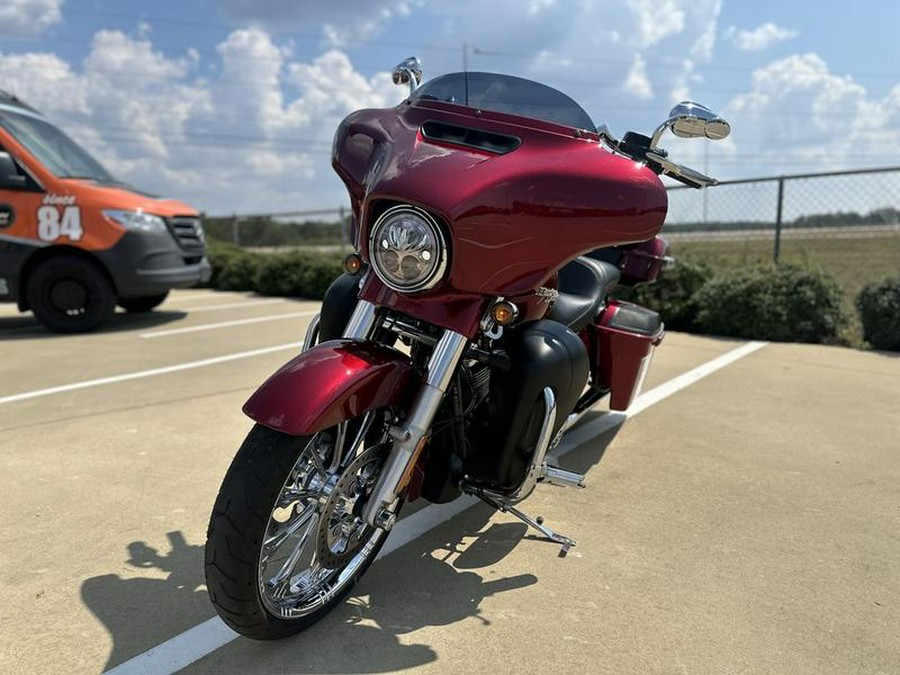 2017 Harley-Davidson® FLHXS - Street Glide® Special