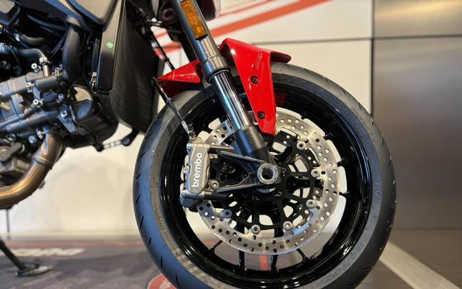 2026 Ducati MONSTER PLUS