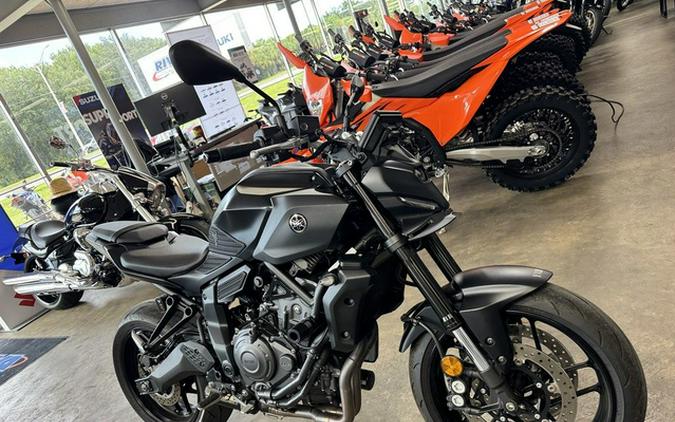 2025 Yamaha MT 07