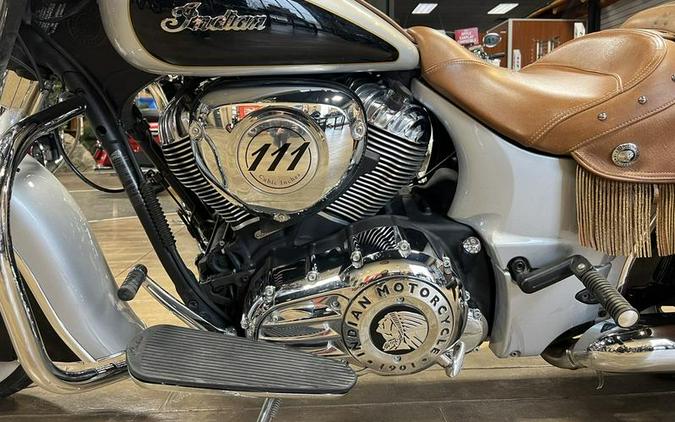 2016 Indian Motorcycle® Chief® Vintage Star Silver and Thunder Black