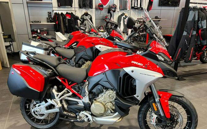 New 2024 Ducati Multistrada V4 S Travel Radar