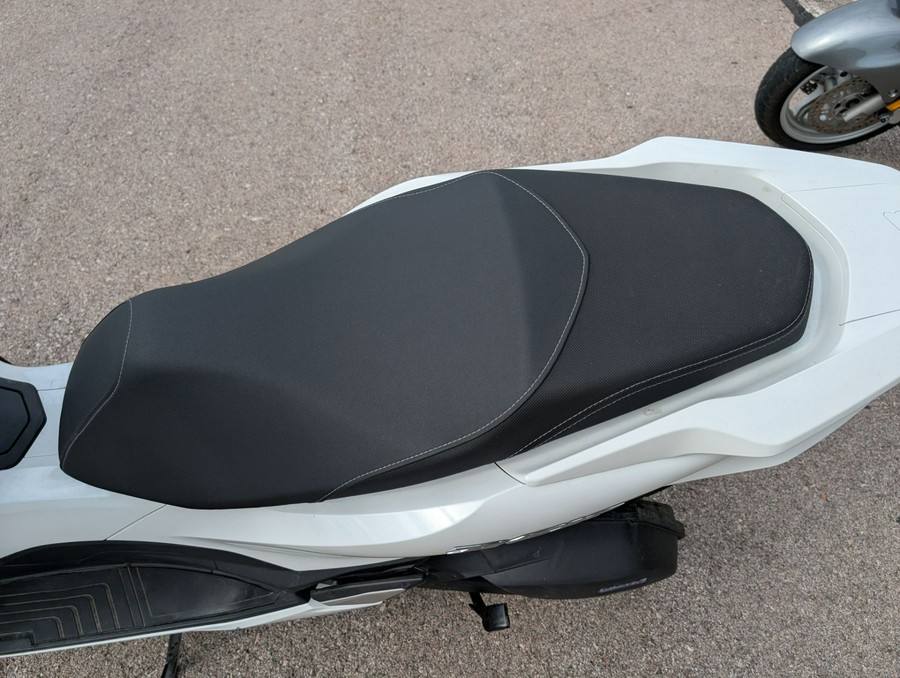 2022 Honda PCX150 ABS
